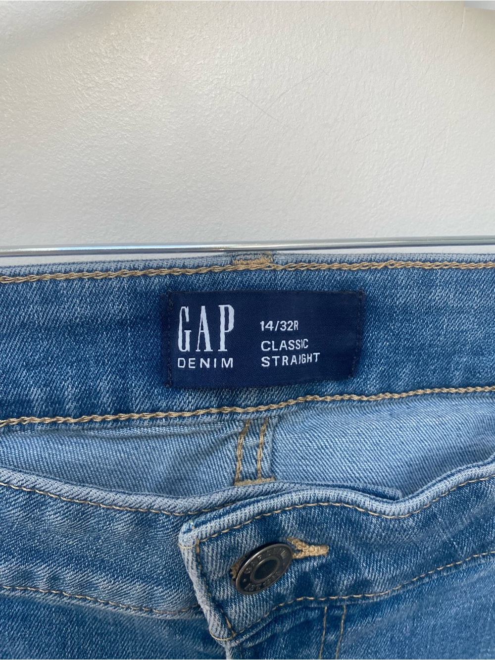 GAP Straight Leg Jeans in Blue Wash size XL - Picture 4 of 7